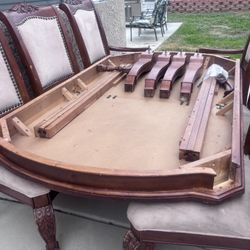 Free Dining Table With 6 Chairs Must Pick Up