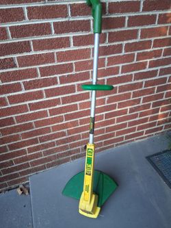 Elecricle weed eater