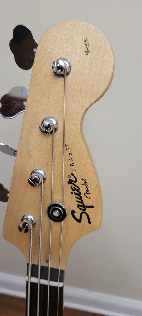 Fender J Bass With Bag