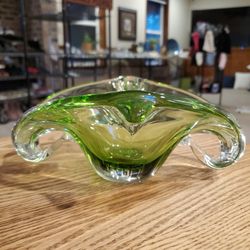 Green glass decorative dish. 1960s, Belgian Patera from Val Saint Lambert with signature on bottom. 
