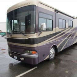 2004 Fleetwood providence 39S