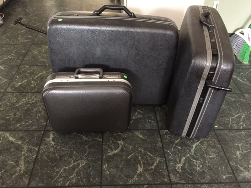 Samsonite hard case luggage