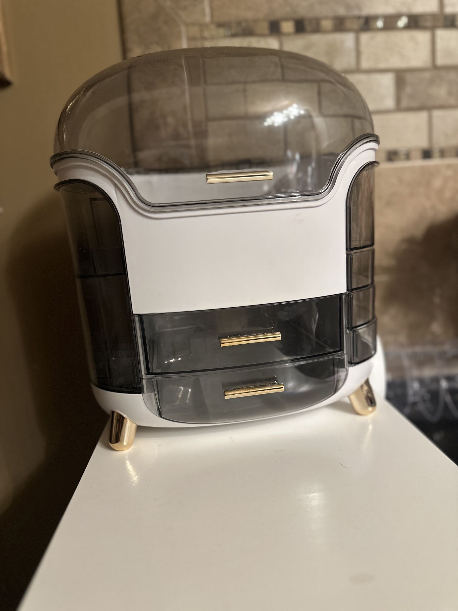 Makeup Organizer