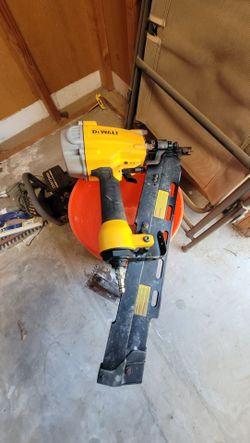 Nail gun