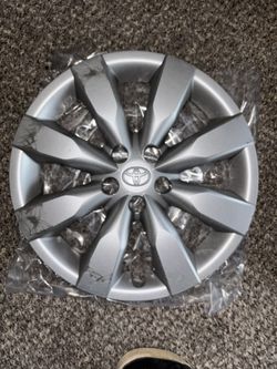 2010 Toyota Corolla HubCaps
