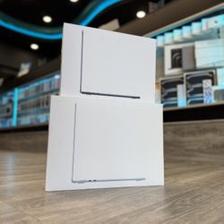 MacBook Air 13 inch & 15 inch M4 Chip Available (Newest Models) ( Payment Plans Available / Planes De Pagos Disponibles ) 