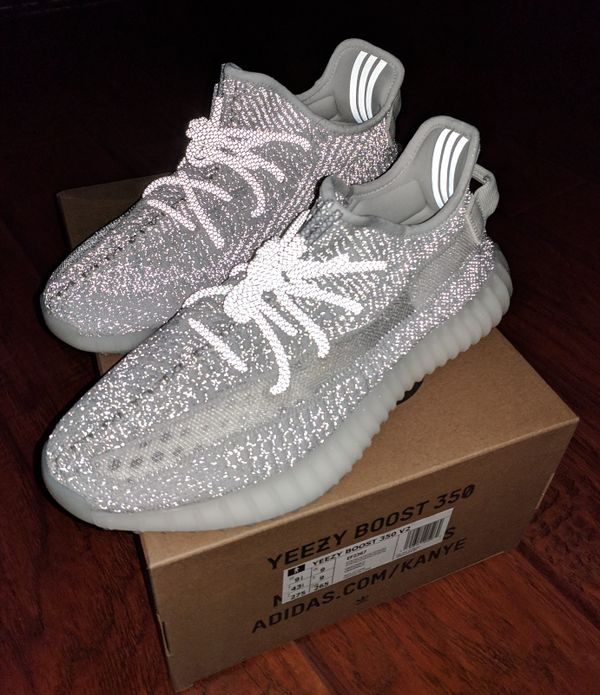 Gi��y Th thao Yeezy Boost 700 v2 Static ph n quang c day