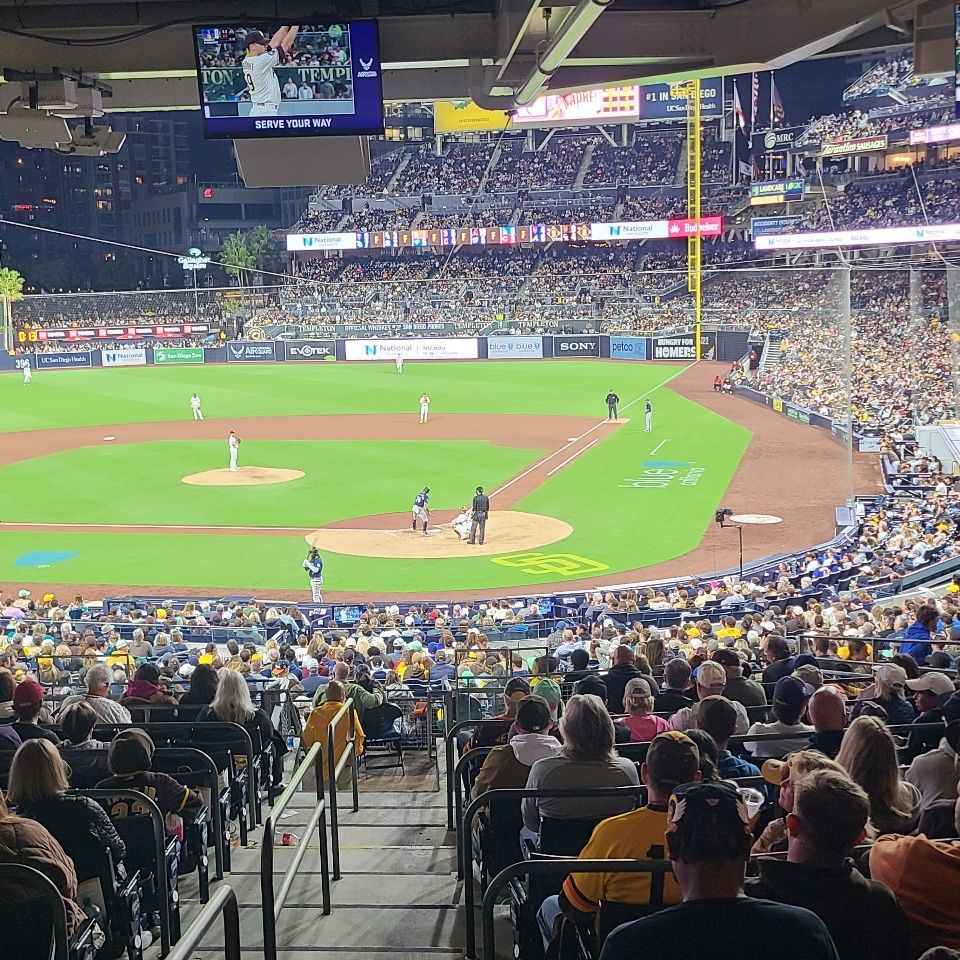  Padres 🆚 Season Tickets (Read Description For Sold Days)