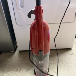 Dirt Devil Vacuum
