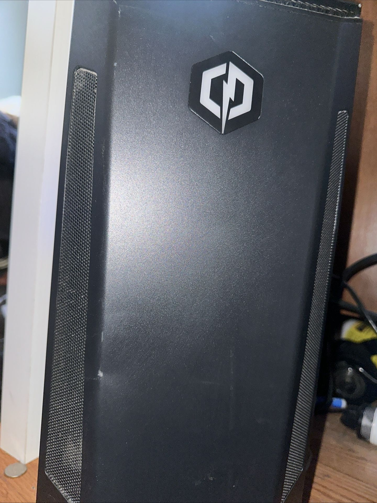 CyberPowerPC C Series AMD Radeon RX 570,  1TB HDD + 240GB SSD.  16GB Of Ram