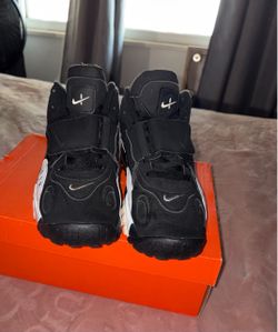 Black Nike Air Speed turf Max voltage