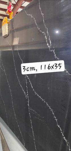 Black quartz for countertops