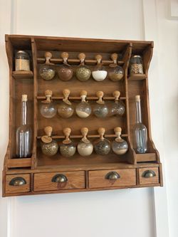 Wooden apothecary spice holder