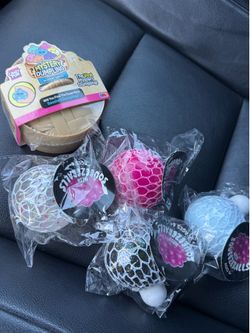 Mesh Squeeze Balls
