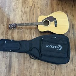 $70 – Yamaha F325 Acoustic Guitar with Crafter Soft Case