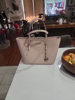 Michael Kors Purse Jet Set