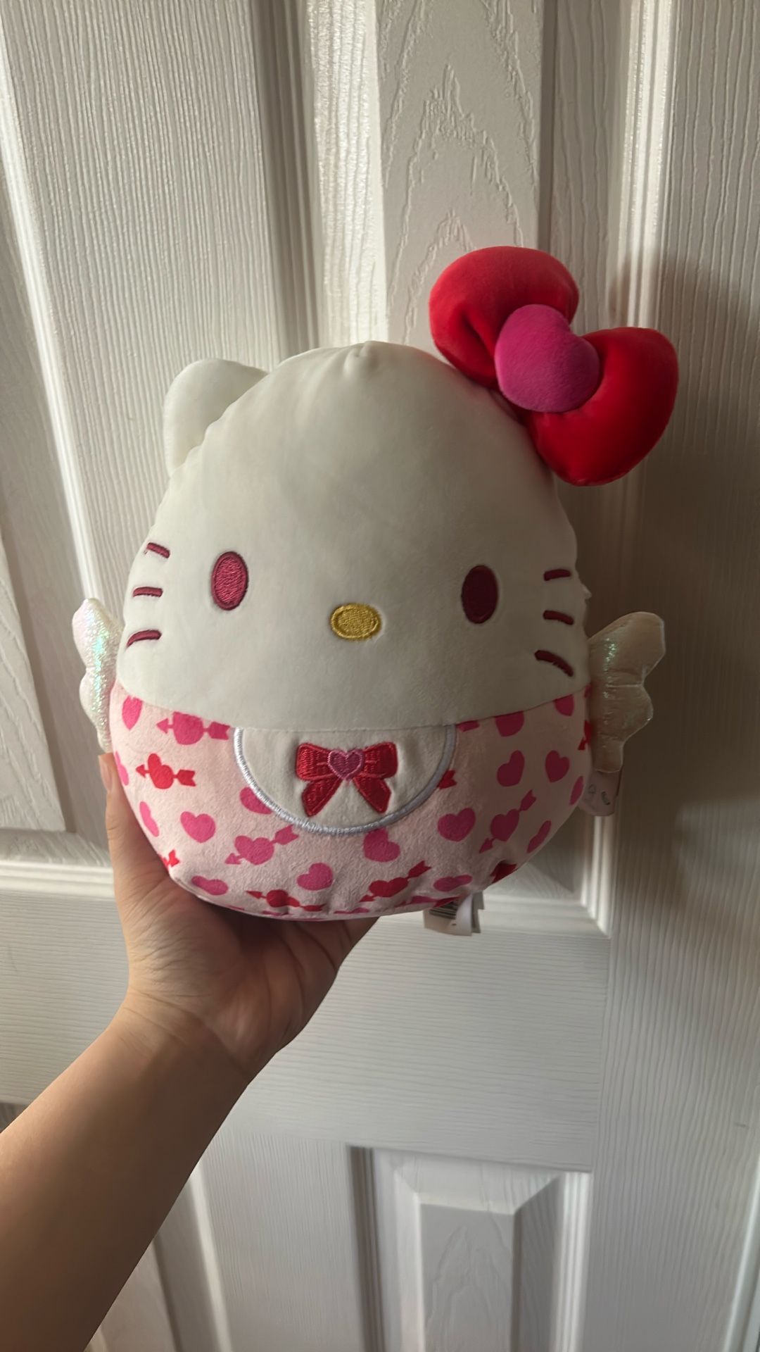 Hello Kitty Valentines Squishmallow