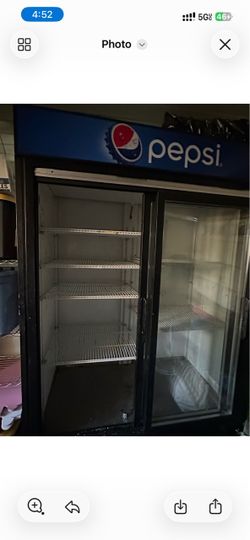 Pepsi Commercial Double Door Cooler