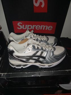 Asics Men Sz 9.5 & 10 Available