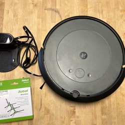 iRobot Roomba i2 (2152) Wi-Fi Connected Robot Vacuum