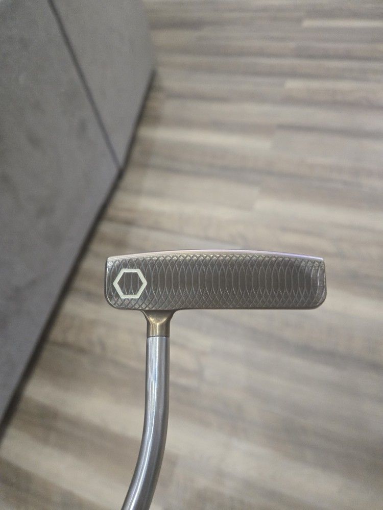Bettinardi BB46 Putter Right Hand