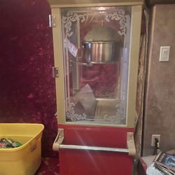 Pop Corn  Machine