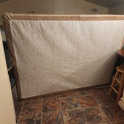 Box Spring 