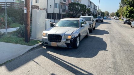 2008 Chrysler 300 clean title