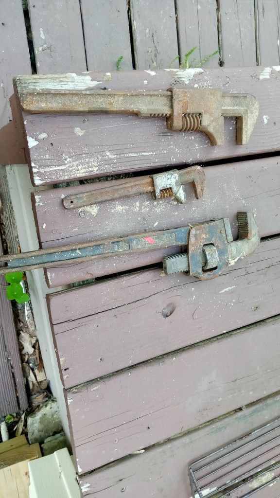 Pipe Wrenches