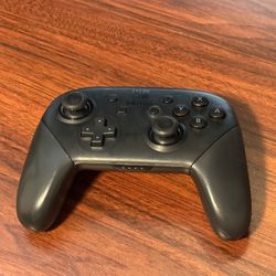 Nintendo Switch Pro Controller