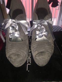 Grey suede tie up pumps