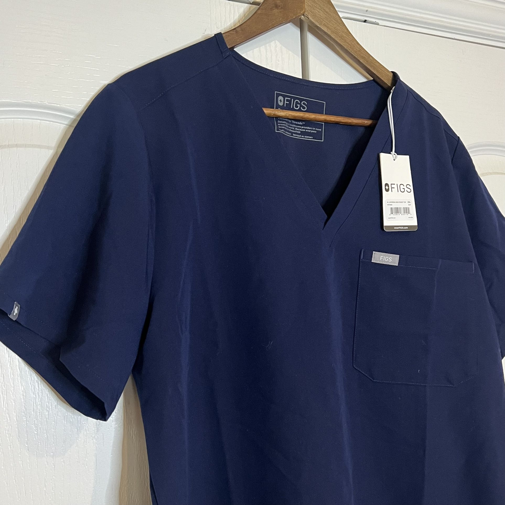 Figs Catarina One Pocket Short Sleeve Scrub Top