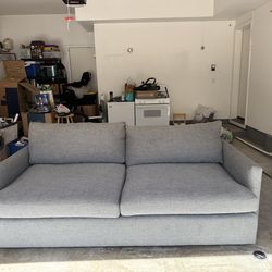 Crate and barrel Lounge II couche