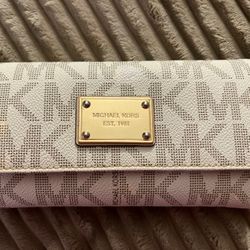 Michael Kors Wallet 