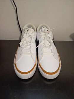 Nike Blazers Lows Size 11.5 Men