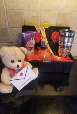 Valentine's Day Gift Baskets