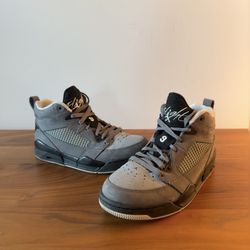 Air Jordan Flight 9 (GS)- Men’s Size 5