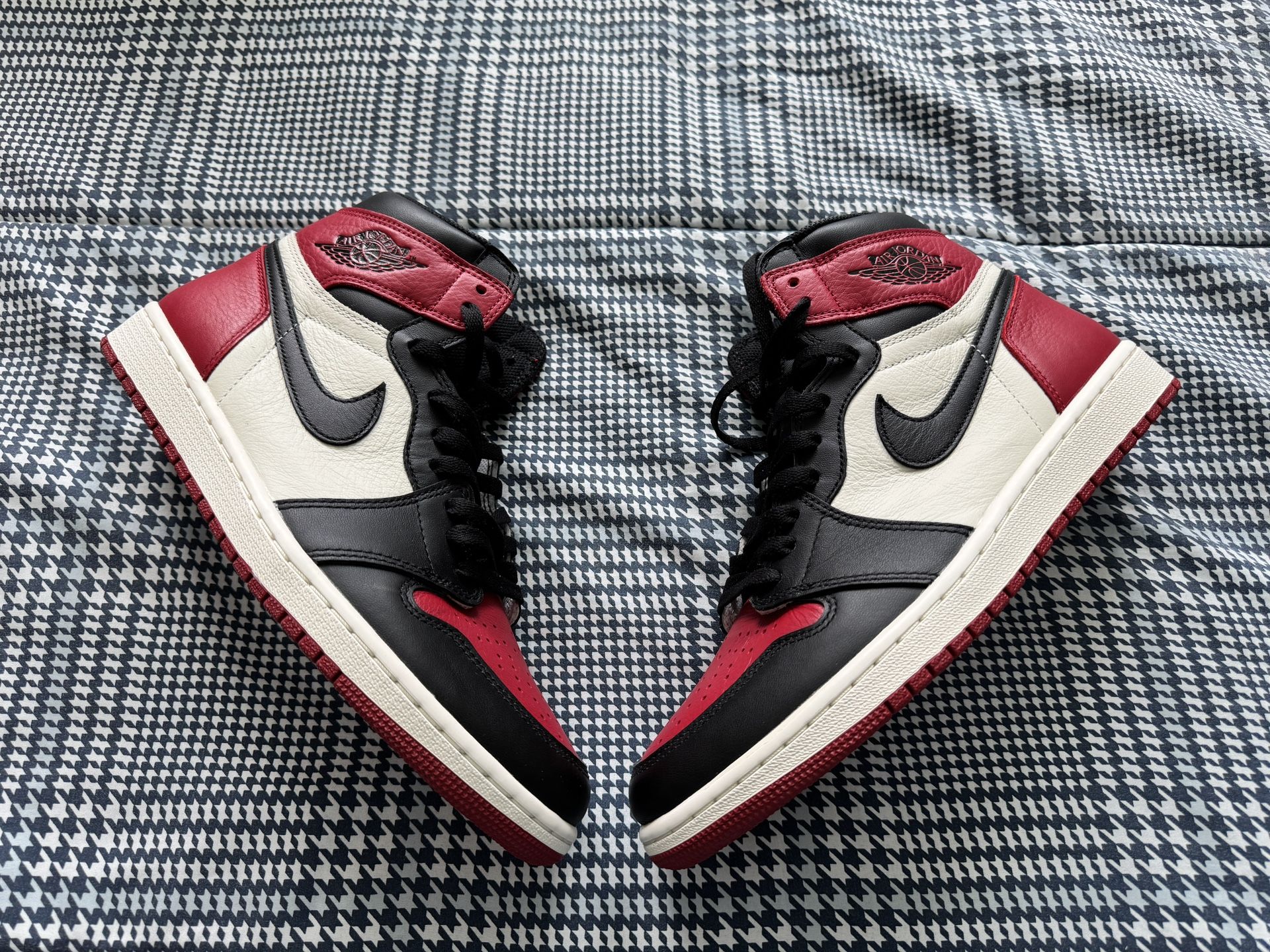 Air Jordan 1 Bred Toe Sz 11 No Box