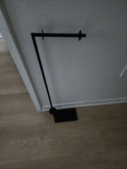 Bathroom toilet paper holder