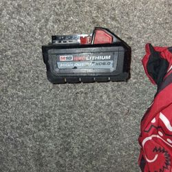 6 Amp Milwaukee Battery