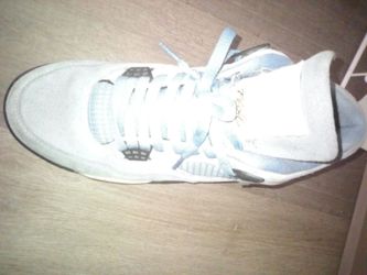 Jordan 4