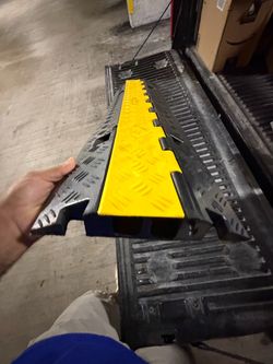Heavy Duty Cable Protector Ramp x 2