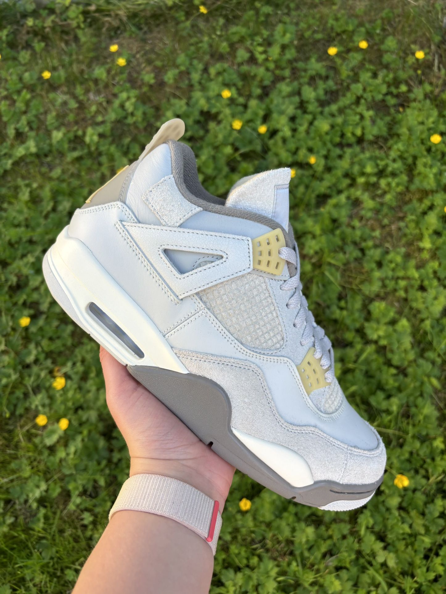 Jordan 4 Craft Photon Dust