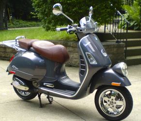 Vespa Scooter