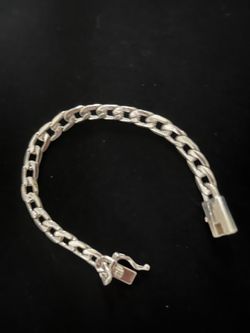 Beautiful 925 Sterling Silver Bracelet for you or Someone Special