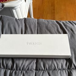 Brand New Apple Watch Series 9 45mm 
