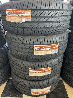 Vendo 285/45/R22 las 4 llantas arroyo las 4 por $510