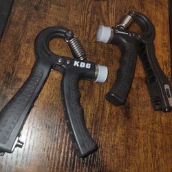hand grip strength trainer