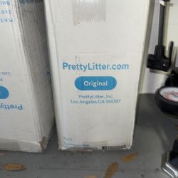 Pretty litter cat litter