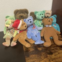 Collectible bears